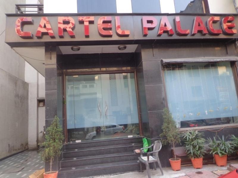 Cartel Palace Дели Экстерьер фото
